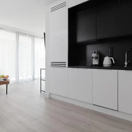 Royal Waves & - With Parking By Renters Apartmán *