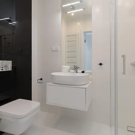 Apartmán Royal Waves & - With Parking By Renters