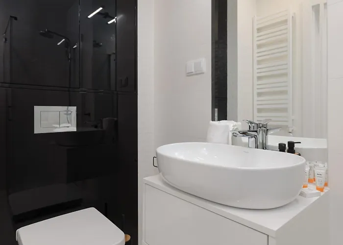 Royal Waves & - With Parking By Renters *